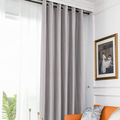 Draperie din catifea blackout cu inele negre, Madison, densitate 700 g/ml, Pale Silver, 1 buc