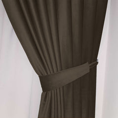 Draperie din catifea cu inele crom, Madison, densitate 700 g/ml, Wood brown, 1 buc