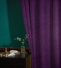 Draperie tip tesatura in cu rejansa transparenta cu ate pentru galerie, Madison, densitate 700 g/ml, Yola, 1 buc