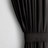 Draperie din catifea cu inele, Velvet, densitate 210 g/mp, opacitate 77%, Negru, 1 buc