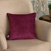 Set 2 huse perne decorative din catifea stil modern, Velvet, 220 g/m2, Rosu