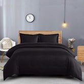Lenjerie de pat pentru o persoana cu husa elastic pat si fata perna dreptunghiulara, Elegance, damasc, dunga 1 cm, 130 g/mp, Negru, bumbac 100%, 3 piese