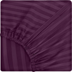 Lenjerie de pat pentru o persoana cu husa elastic pat si fata perna dreptunghiulara, Elegance, damasc, dunga 1 cm, 130 g/mp, Mov, bumbac 100%, 3 piese
