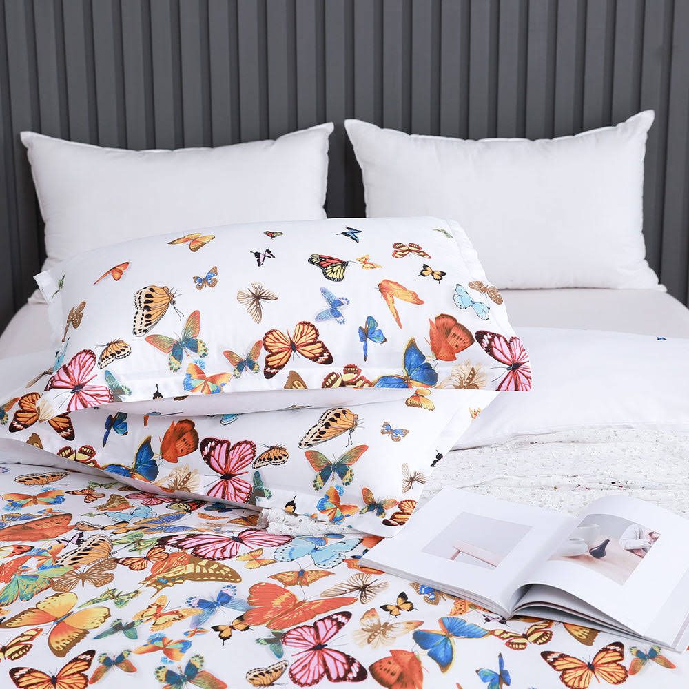 Lenjerie de pat pentru o persoana cu husa elastic pat si fata perna patrata, Mariposas, bumbac ranforce, gramaj tesatura 120 g/mp, multicolor, 3 piese
