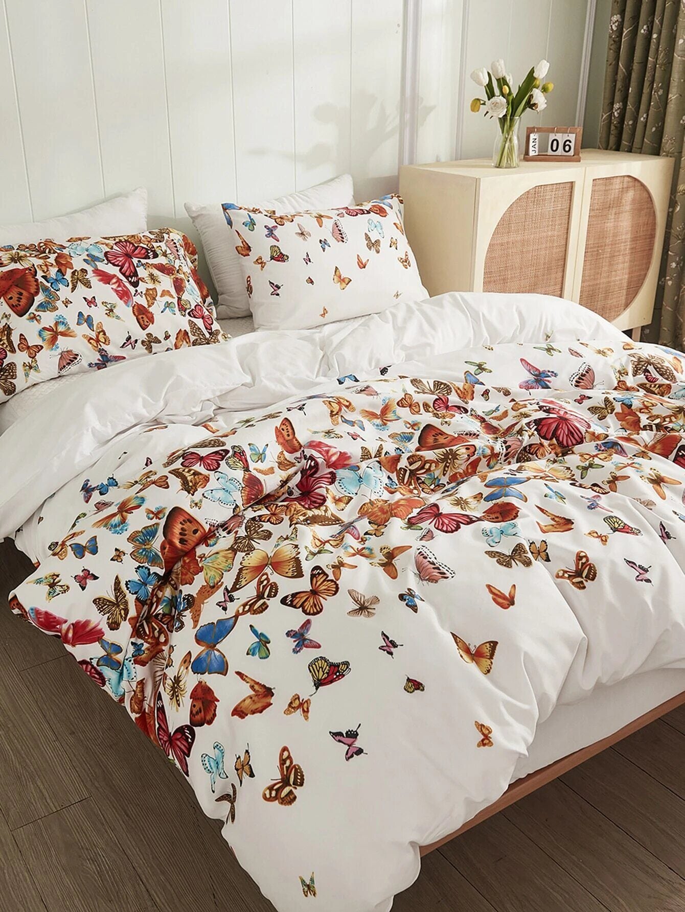 Lenjerie de pat pentru o persoana cu husa elastic pat si fata perna patrata, Mariposas, bumbac ranforce, gramaj tesatura 120 g/mp, multicolor, 3 piese