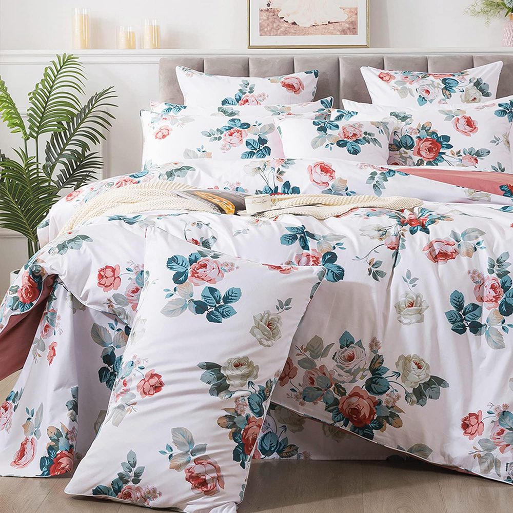 Lenjerie de pat pentru o persoana cu husa elastic pat si fata perna patrata, Megara, bumbac ranforce, gramaj tesatura 120 g/mp, multicolor, 3 piese