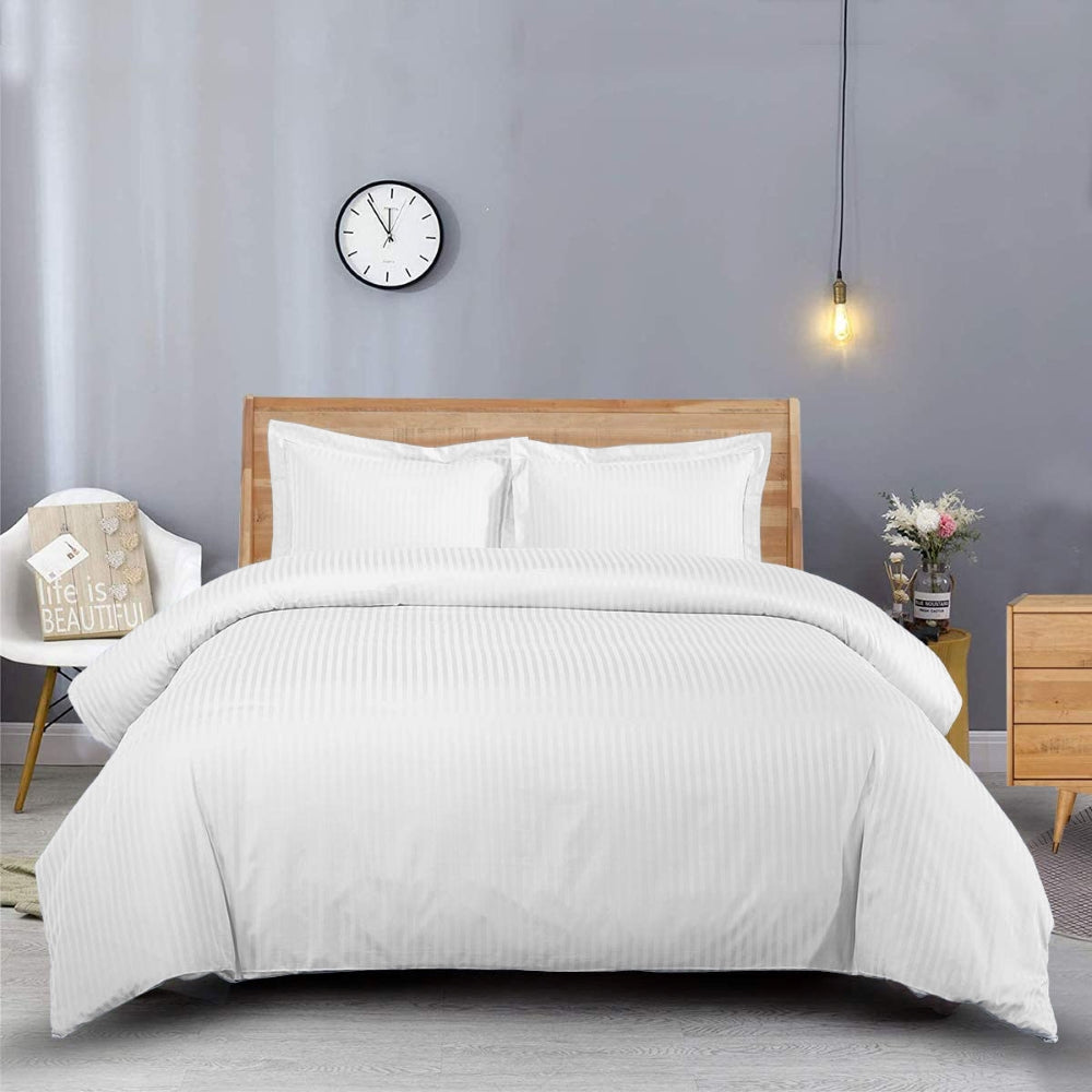 Lenjerie de pat matrimonial XXL cu husa de perna dreptunghiulara, Cristal, damasc, dunga 1 cm, bumbac 100%, 160 g/mp, Alb, 4 piese