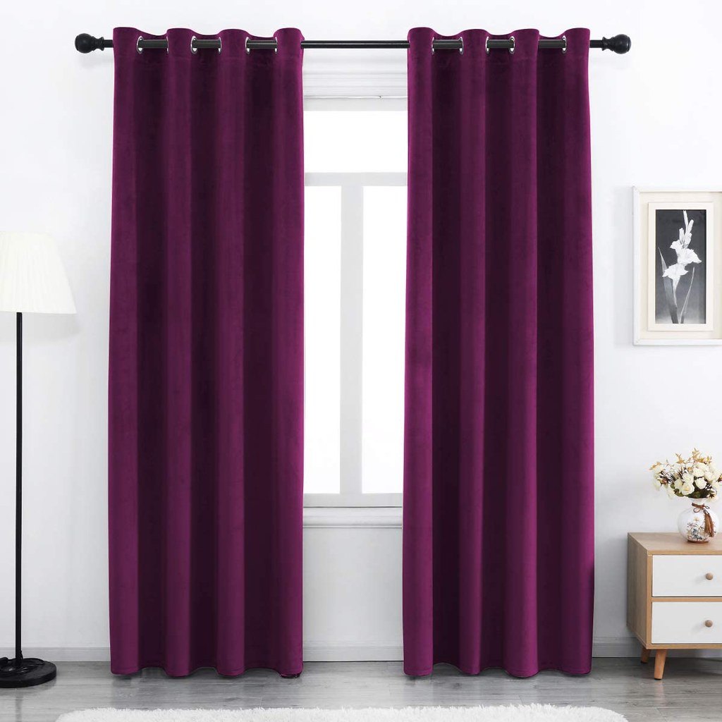 Draperie din catifea cu inele crom, Madison, densitate 700 g/ml, Mulberry, 1 buc