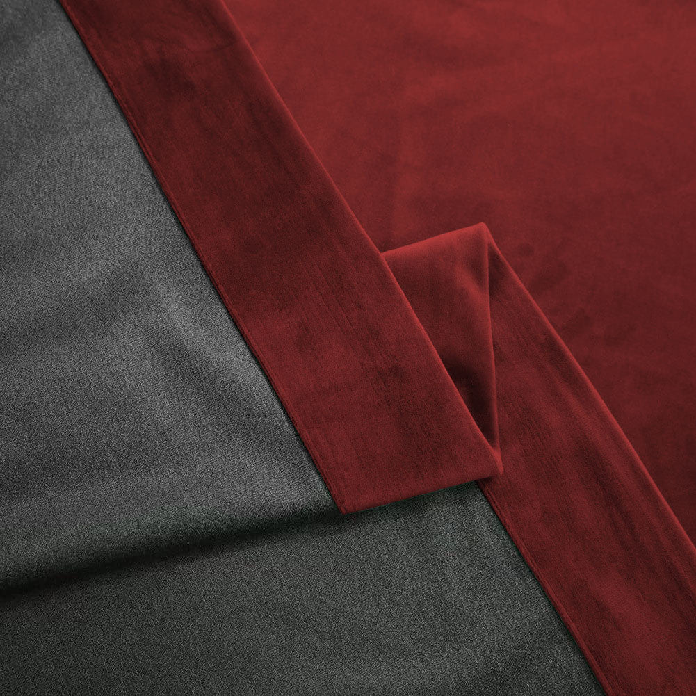 Draperie din catifea blackout cu inele crom, Madison, densitate 700 g/ml, Dark Scarlet, 1 buc