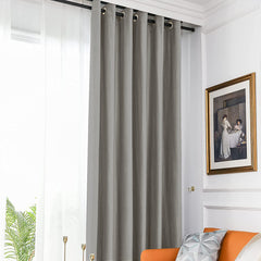 Draperie din catifea blackout cu inele negre, Madison, densitate 700 g/ml, Tapa, 1 buc