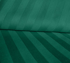 Lenjerie de pat pentru o persoana cu husa elastic pat si fata perna dreptunghiulara, Elegance, damasc, dunga 1 cm, 130 g/mp, Verde smarald, bumbac 100%, 3 piese