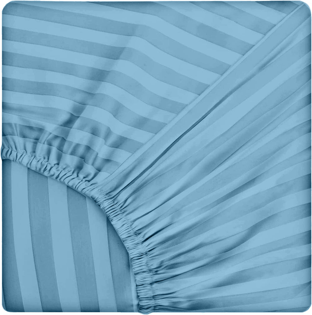 Lenjerie de pat pentru o persoana cu husa elastic pat si fata perna dreptunghiulara, Elegance, damasc, dunga 1 cm, 130 g/mp, Albastru celest, bumbac 100%, 3 piese