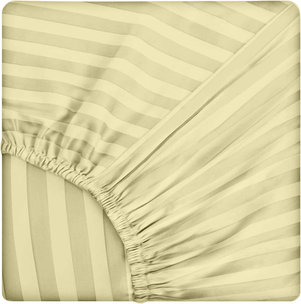 Lenjerie de pat pentru o persoana cu husa elastic pat si fata perna dreptunghiulara, Elegance, damasc, dunga 1 cm, 130 g/mp, Vanilie, bumbac 100%, 3 piese
