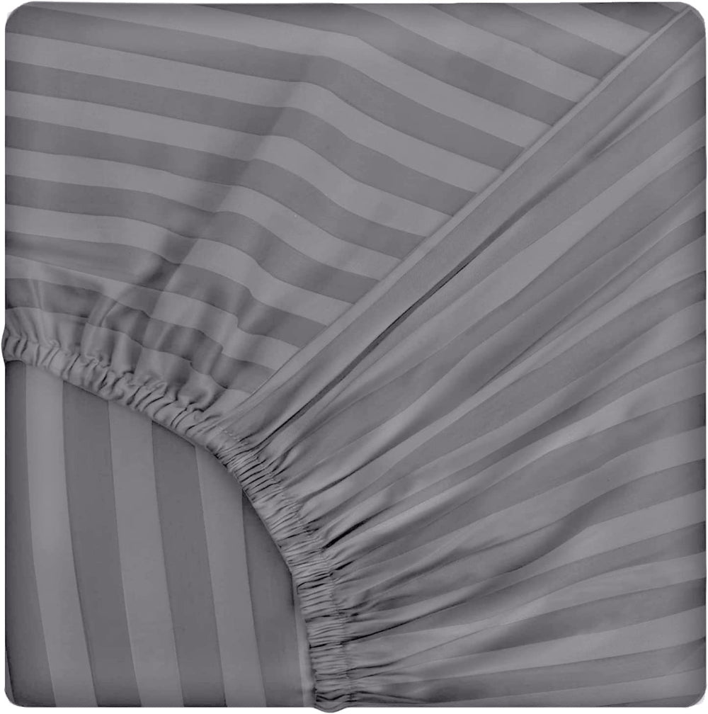 Cearsaf de pat cu elastic din damasc, densitate 130 g/mp, Gri