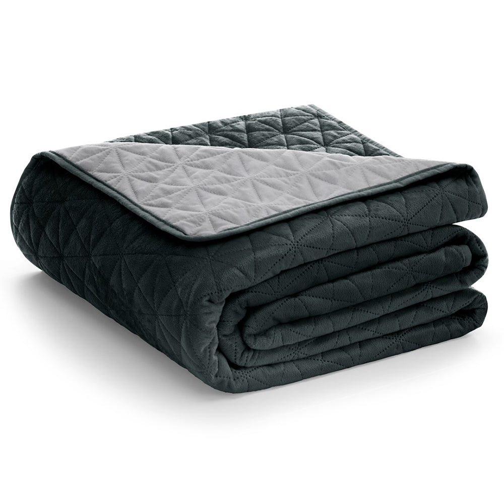 Cuvertura de pat din catifea matlasata, Laila, 180-190 g/m2, gri inchis
