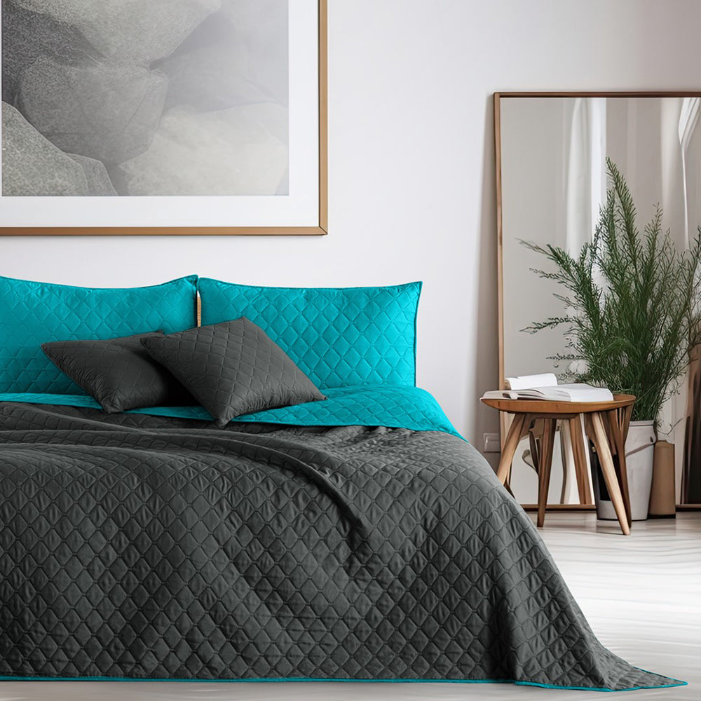 Cuvertura de pat matlasata, Axel, densitate 70 g/mp, Bleumarin/Antracit