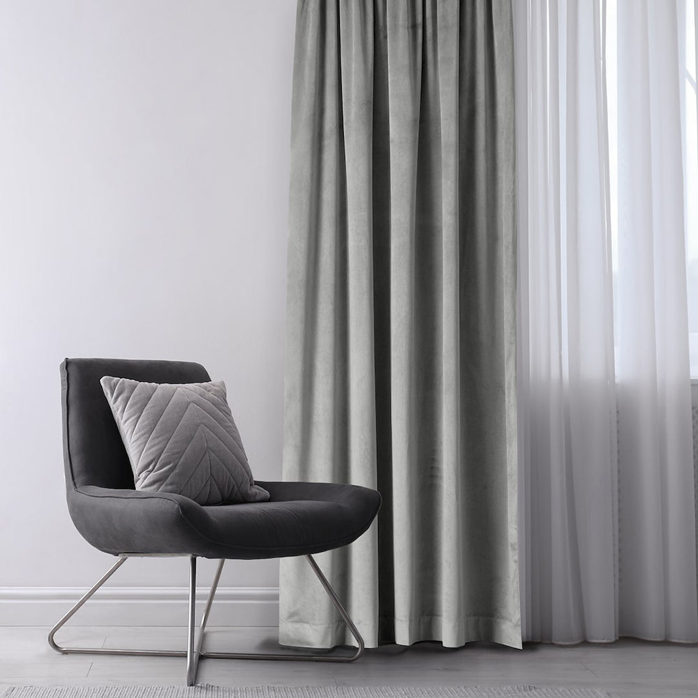 Draperie din catifea cu inele, Velvet, densitate 210 g/mp, opacitate 77%, Gri clasic, 1 buc