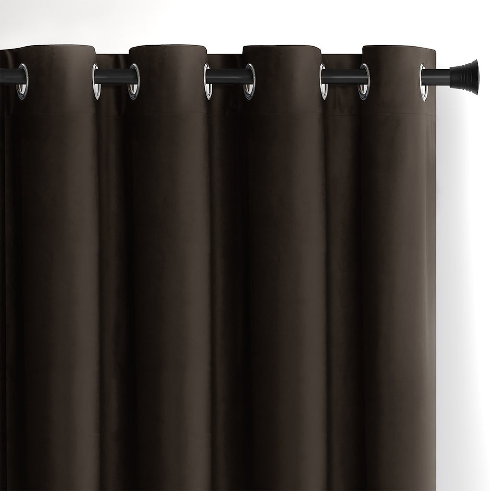 Draperie din catifea cu inele, Velvet, densitate 210 g/mp, opacitate 77%, Maro, 1 buc
