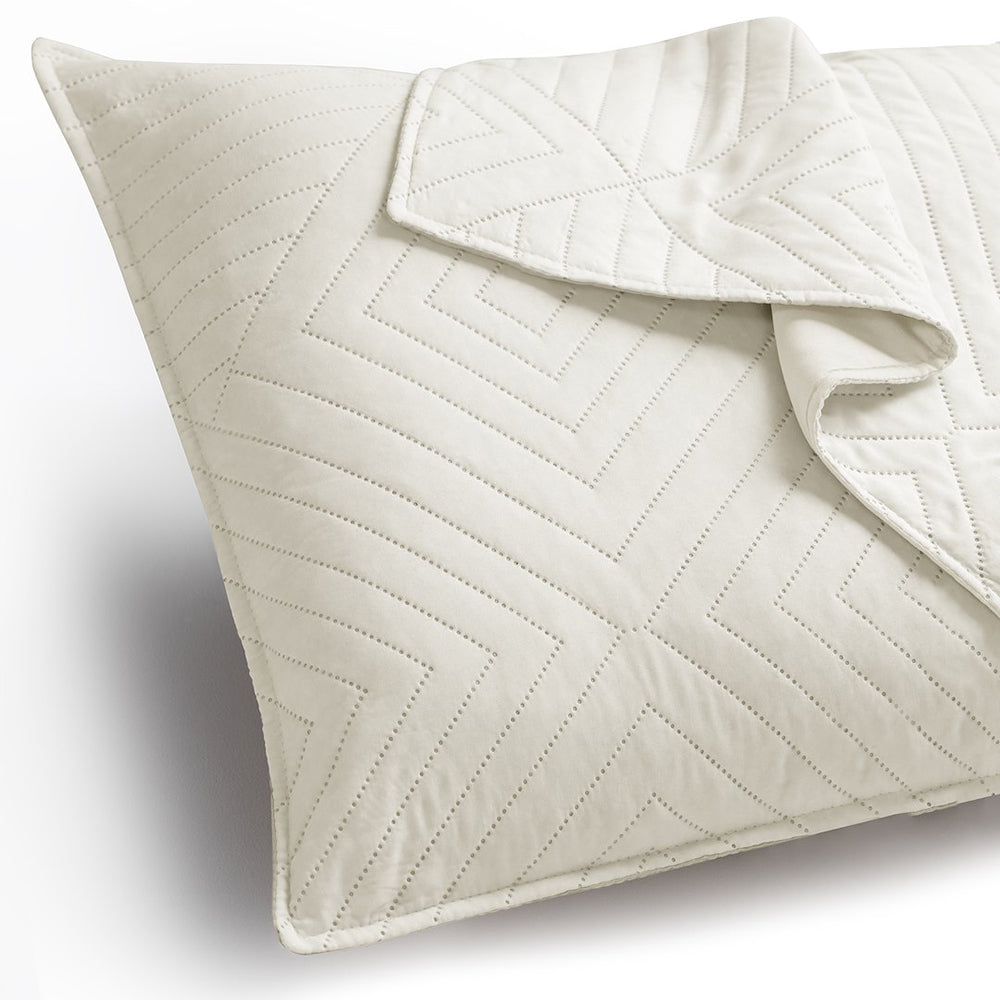 Set 2 huse perne decorative matlasate stil modern, Softa, 70 g/m2, Bej