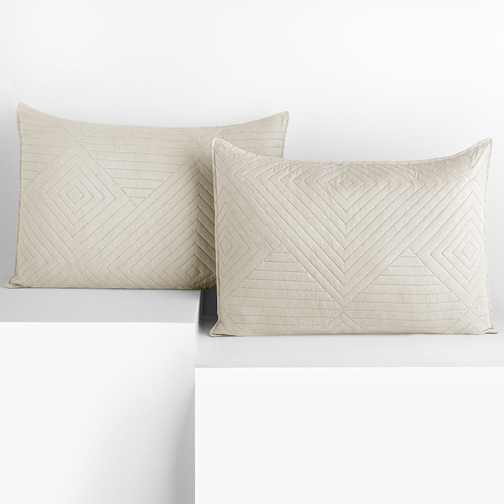 Set 2 huse perne decorative matlasate stil modern, Softa, 70 g/m2, Bej