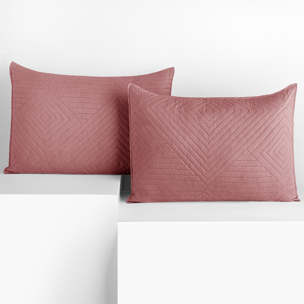 Set 2 huse perne decorative matlasate stil modern, Softa, 70 g/m2, Coral