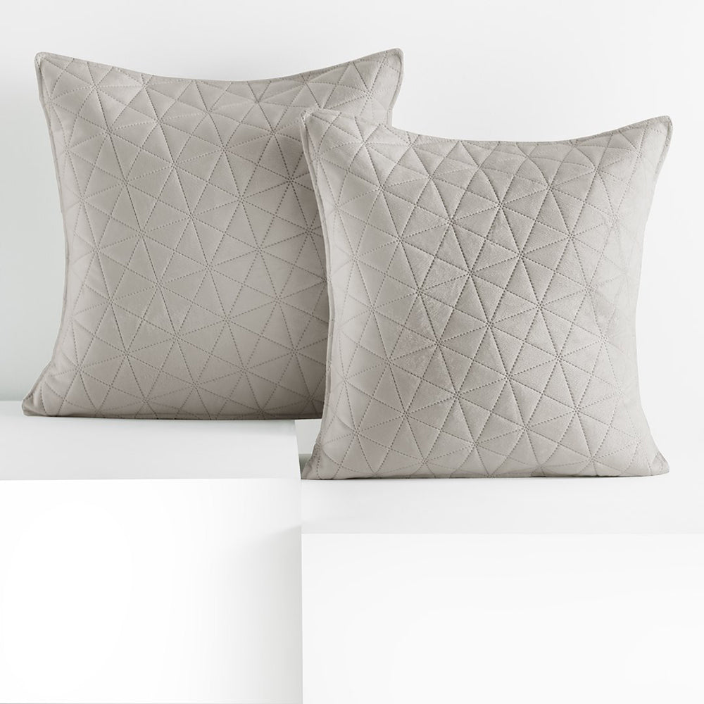Set 2 huse perne decorative din catifea matlasate, Laila, 180-190 g/m2, Bej