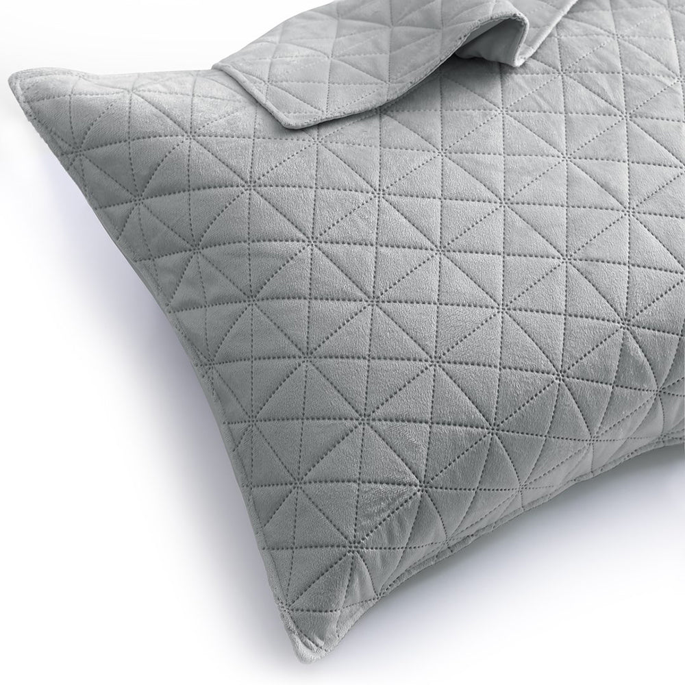 Set 2 huse perne decorative din catifea matlasate, Laila, 180-190 g/m2, Gri deschis