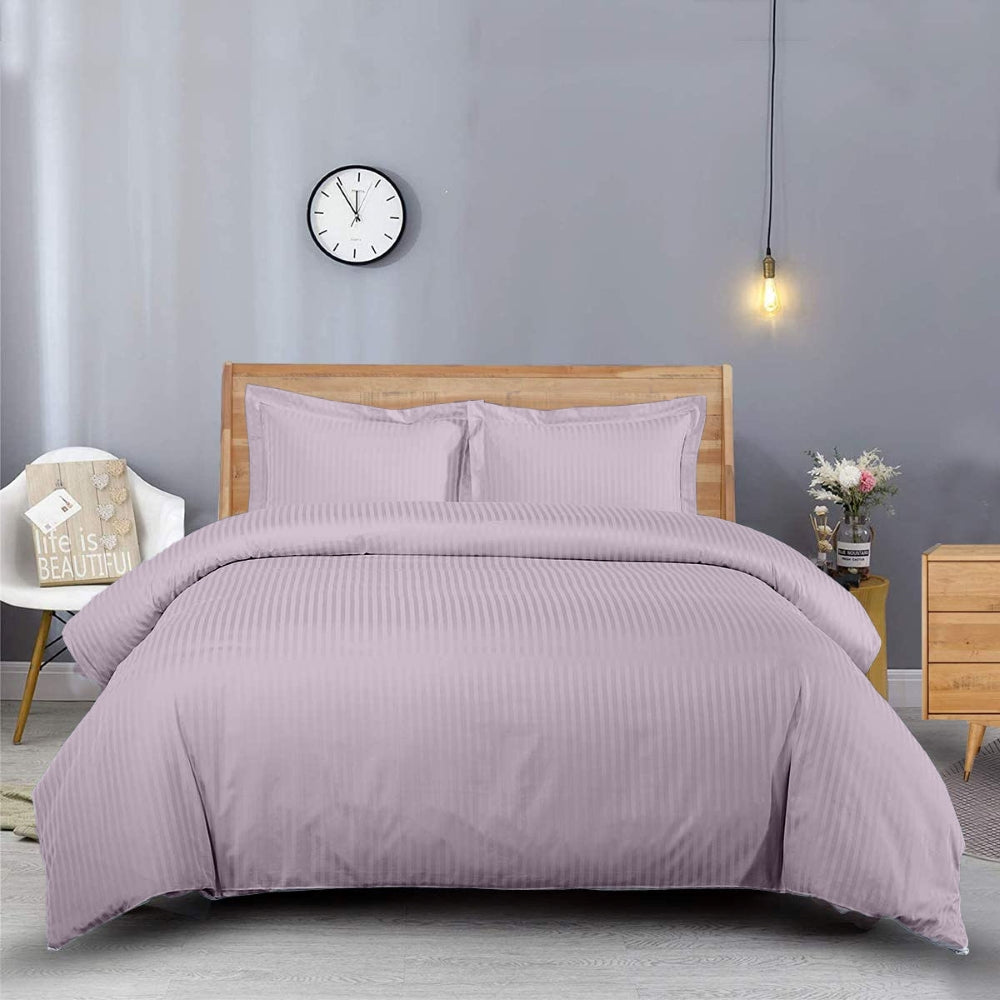 Lenjerie de pat pentru o persoana cu husa elastic pat si fata perna dreptunghiulara, Elegance, damasc, dunga 1 cm, 130 g/mp, Lila, bumbac 100%, 3 piese
