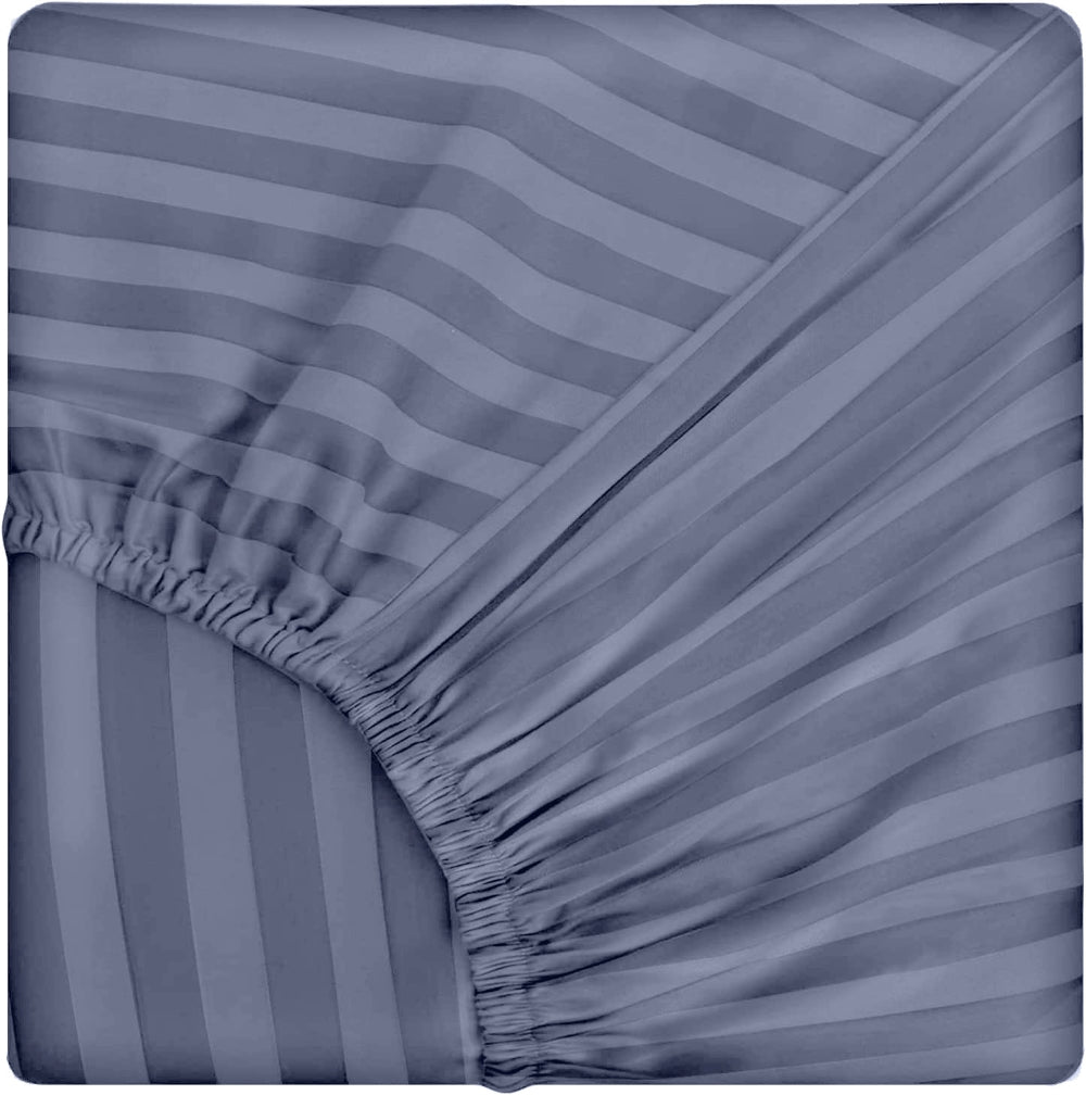 Lenjerie de pat matrimonial cu husa elastic pat si fata perna patrata, Elegance, damasc, dunga 1 cm, 130 g/mp, Antracit, bumbac 100%, 4 piese