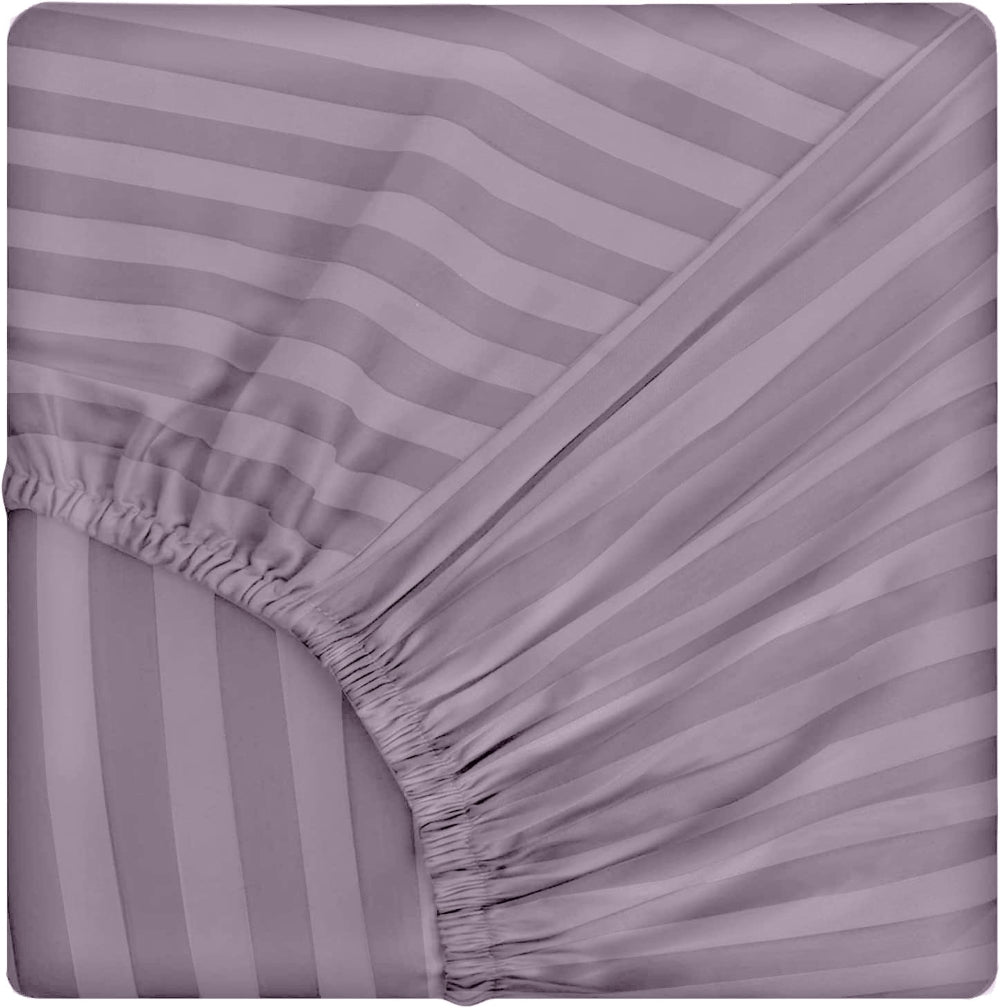 Lenjerie de pat pentru o persoana cu husa elastic pat si fata perna dreptunghiulara, Elegance, damasc, dunga 1 cm, 130 g/mp, Lila, bumbac 100%, 3 piese