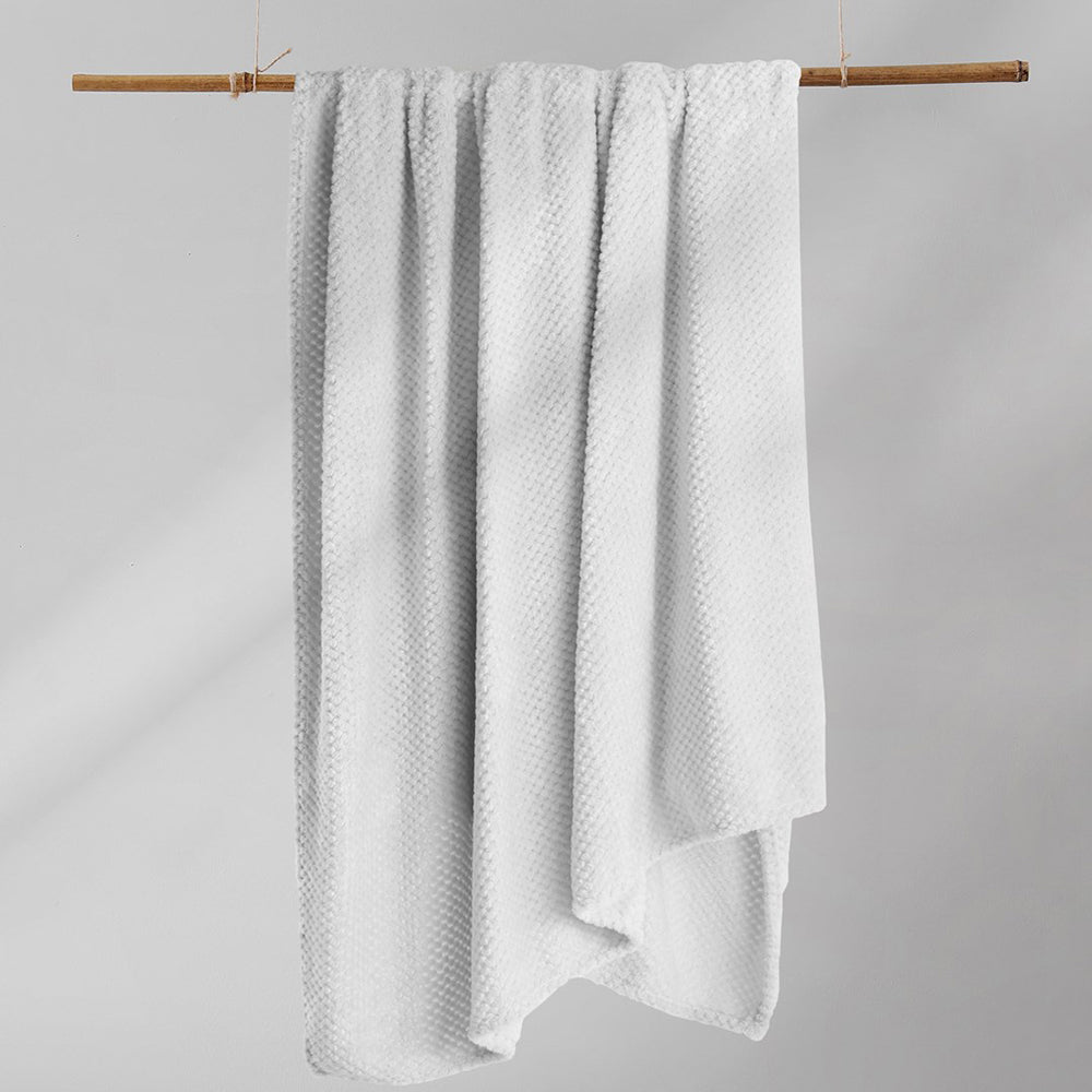 Patura in stil modern cu model jacquard in relief, Henry, 240 g/m2, alb