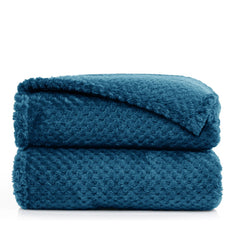 Patura in stil modern cu model jacquard in relief, Henry, 240 g/m2, albastru