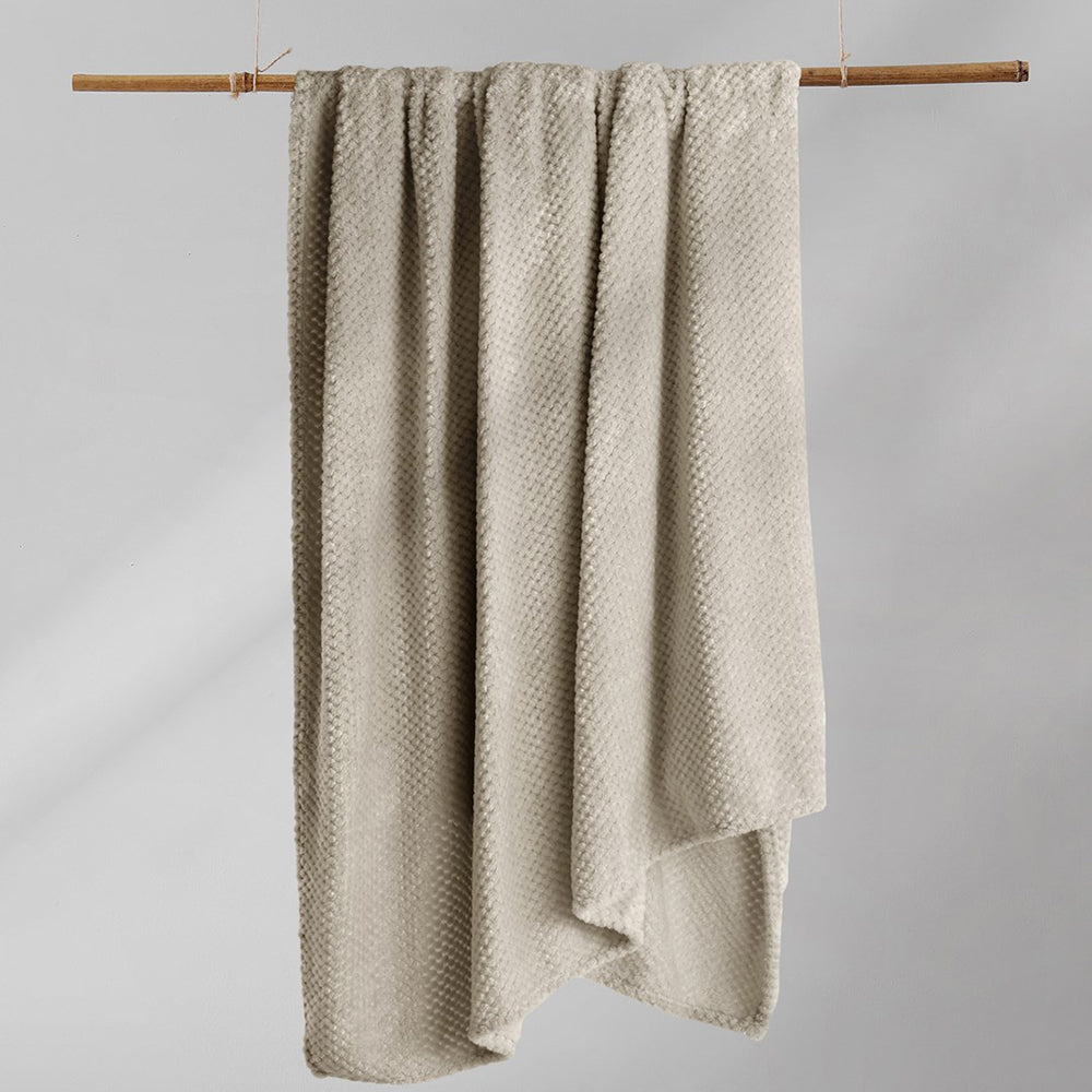 Patura in stil modern cu model jacquard in relief, Henry, 240 g/m2, cappuccino