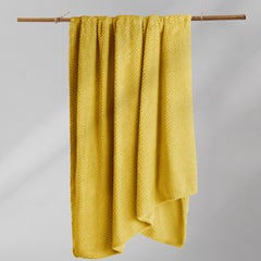 Patura in stil modern cu model jacquard in relief, Henry, 240 g/m2, galben