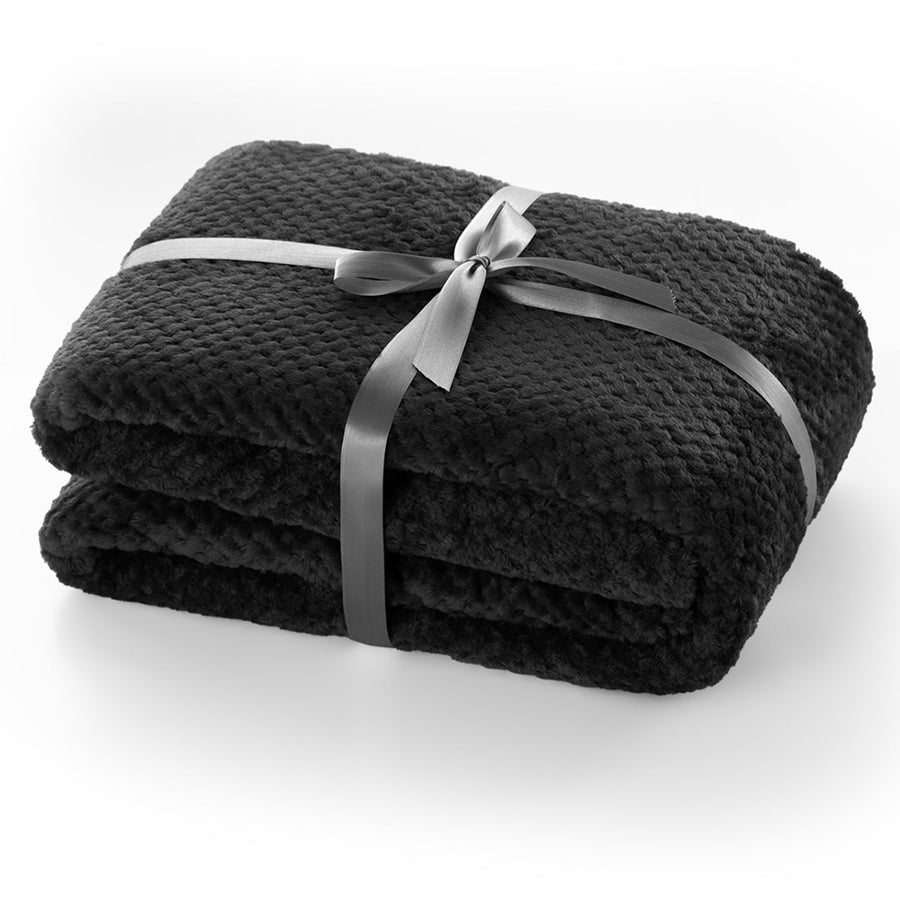 Patura in stil modern cu model jacquard in relief, Henry, 240 g/m2, negru
