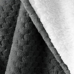 Patura in relief jacquard cu motiv modern, Shleepy, 400 g/m2, gri inchis