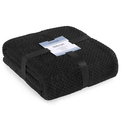 Patura in relief jacquard cu motiv modern, Shleepy, 400 g/m2, negru