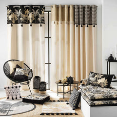 Perna decorativa stil boho cu ciucuri negri, Nalika, 160 g/m2, crem