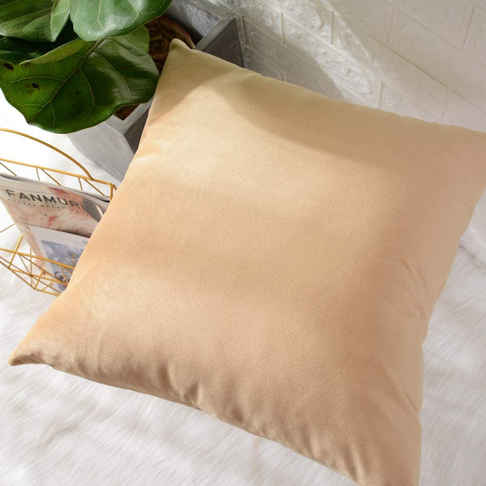 Set 2 huse pernute decorative din catifea cu fermoar, Madison, densitate 700 g/ml, Coconut