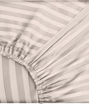 Cearsaf de pat cu elastic din damasc, densitate 130 g/mp