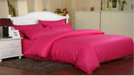 Lenjerie de pat cu husa elastic Elegance din damasc, dunga 1 cm 130 g/mp