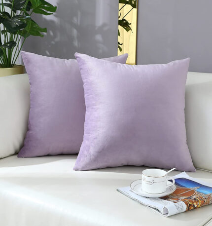 Set 2 huse pernute decorative din catifea cu fermoar, Madison, densitate 700 g/ml, Very light purple