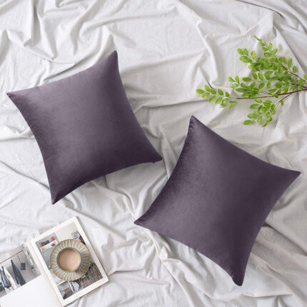 Set 2 huse pernute decorative din catifea cu fermoar, Madison, densitate 700 g/ml, Mauve