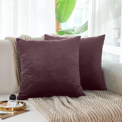 Set 2 huse pernute decorative din catifea cu fermoar, Madison, densitate 700 g/ml, Regal purple